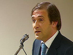 Passos Coelho justifica maior austeridade com herança mais pesada do que dizia o Governo PS